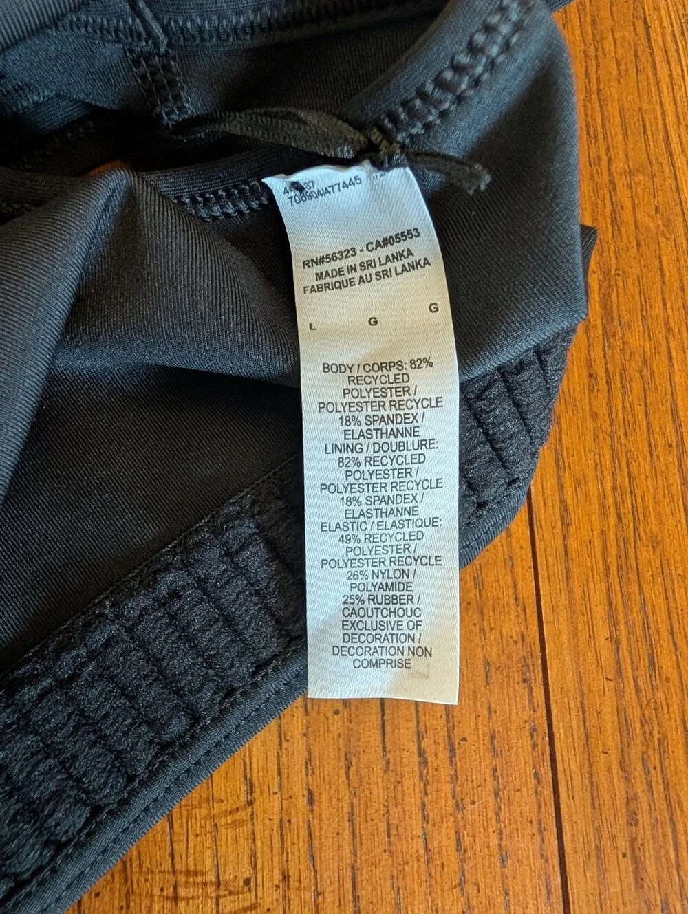 Nike Swoosh Sports Bra - Medium Support - Black - Size Large - NWT
